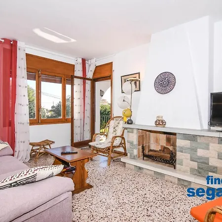 Apartment Apto Joana Roda de Bera